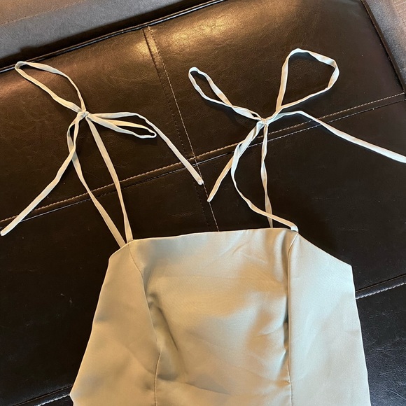 Size 4 Dusty Sage Green David’s Bridal Bridesmaids Dress - Picture 5 of 8